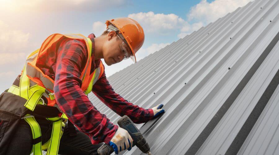 Professional gutter cleaning in Lookout Mountain, TN